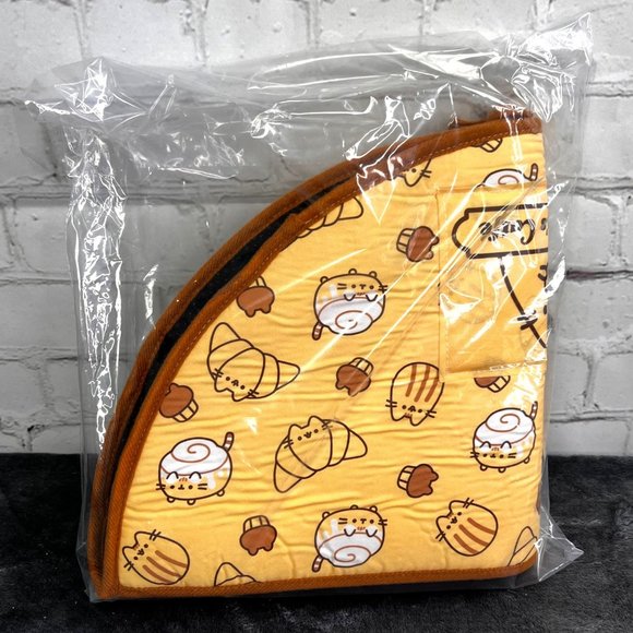Pusheen Cinnamon Bun Cat Nesting Bed Foldaway Summer Cat Kit Box 2022 NWT - Picture 2 of 7